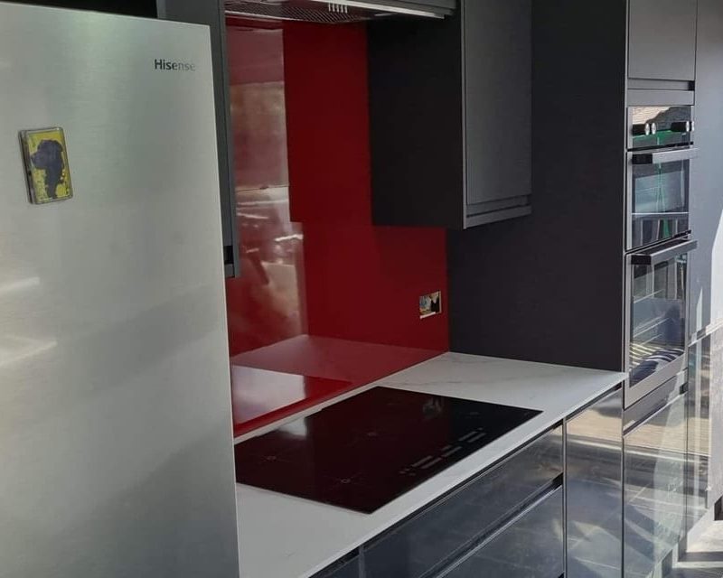 Image gallery 12 hob in kitchen